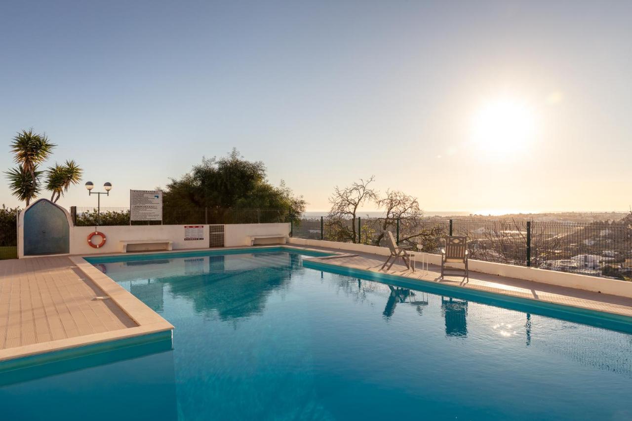Apartamento Sunset On The Sea Albufeira Exterior photo